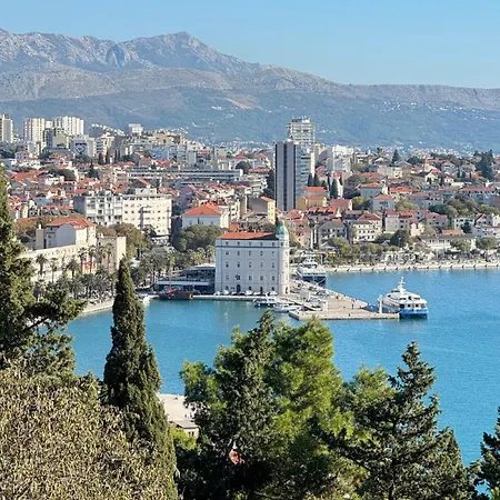 Appartamento Nimai With 2 Bedroom, Split, Near Park Marjan