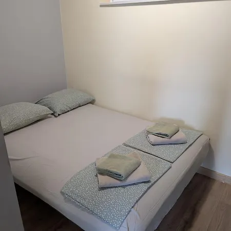 Nimai With 2 Bedroom, Split, Near Park Marjan Апартаменти Спліт