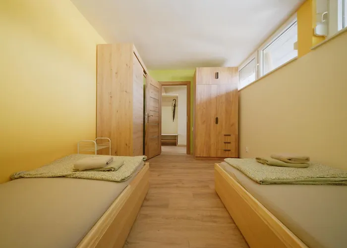 Nimai With 2 Bedroom, Split, Near Park Marjan * سبليت